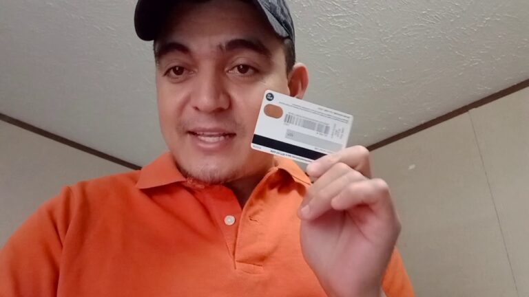 Cómo activar una tarjeta de Walmart sin seguro social