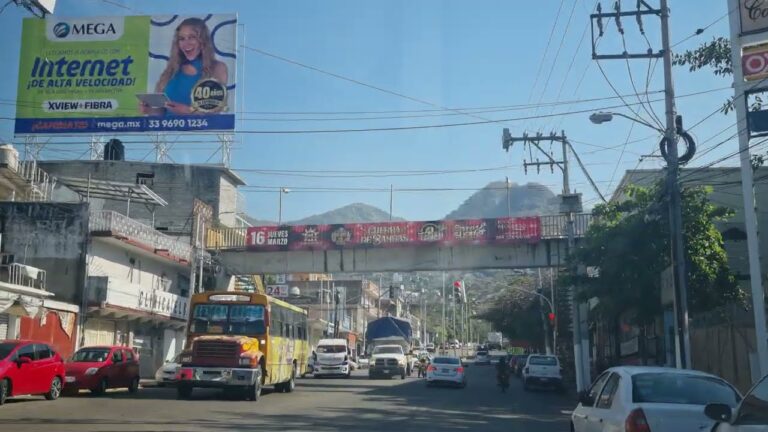 Transformaci&oacute;n Urbana en Avenida Constituyentes 1000